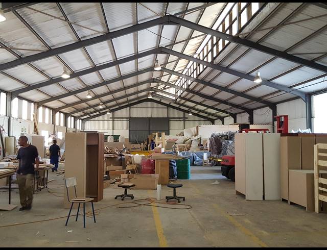 935M² FACTORY TO LET IN BELLVILLE CENTRAL